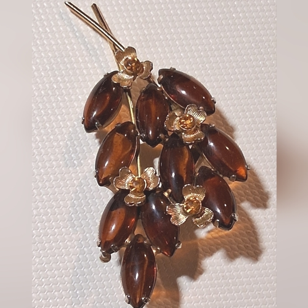 * Vintage Juliana? Root Beer Leaves W/ Flowers Pin Brooch